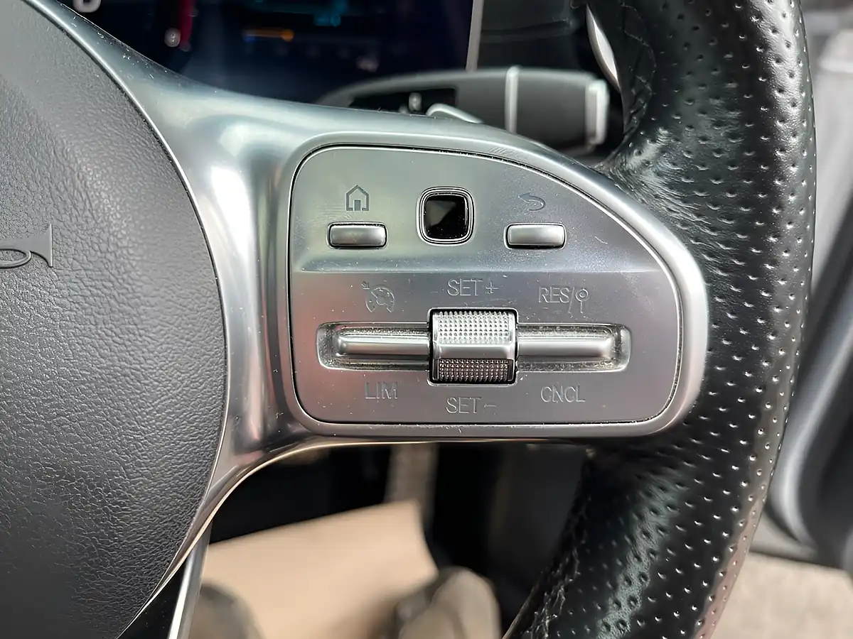 Used 2018 Mercedes-Benz E Class AMG Line (premium) Silver - Interior and Exterior details 17
