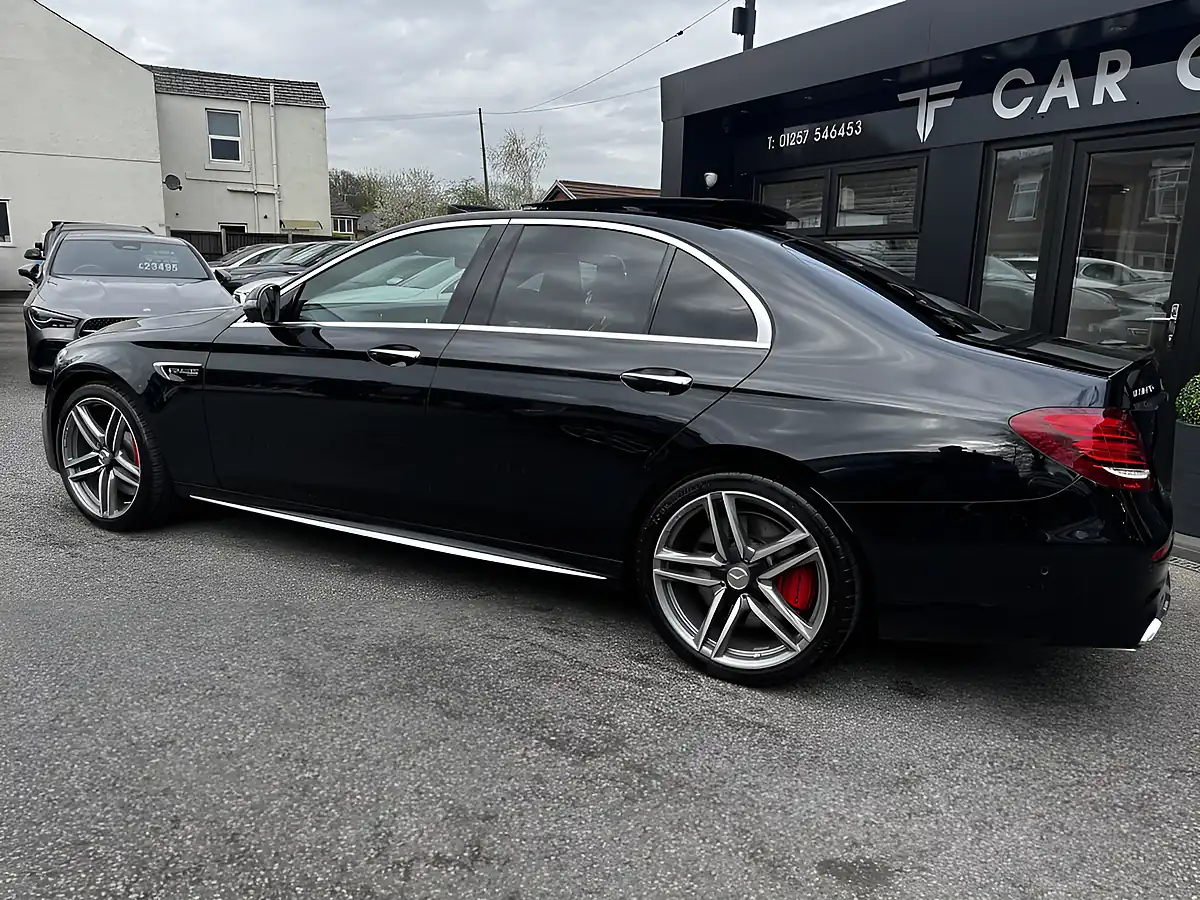 Used 2018 Mercedes-Benz E-Class E 63 S 4MATIC Black - Interior and Exterior details 4