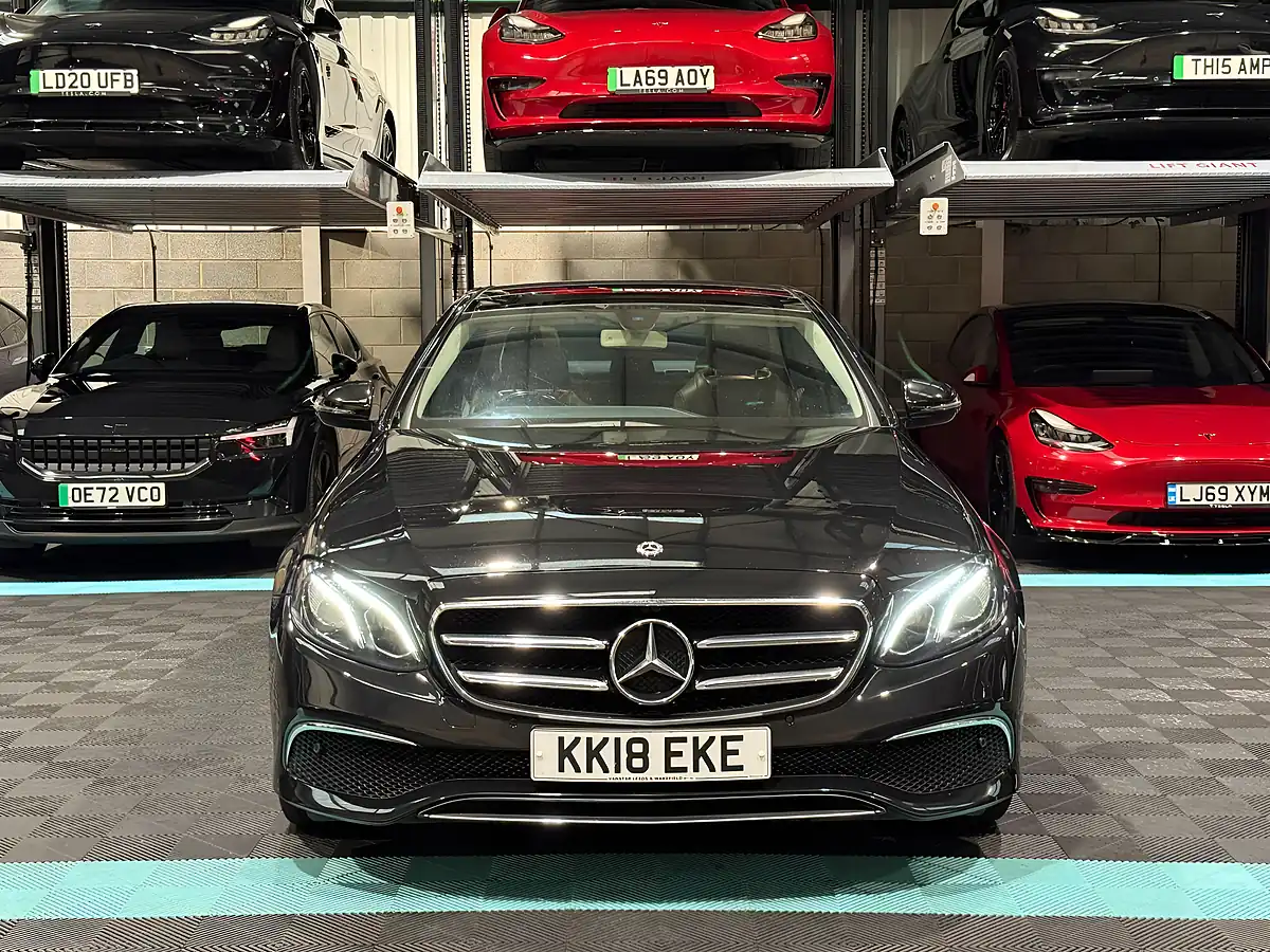 Used 2018 Mercedes-Benz E Class Se (premium) Black - Interior and Exterior details 4