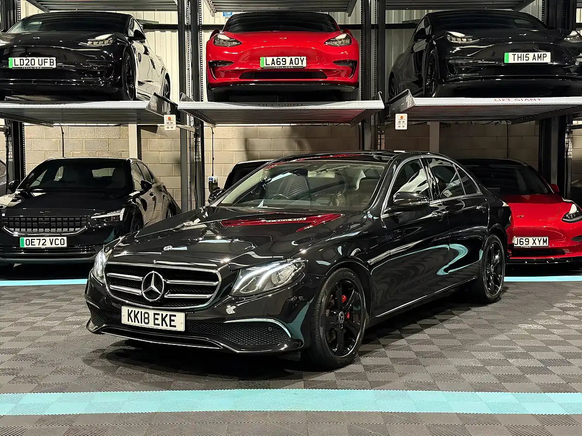 Used 2018 Mercedes-Benz E Class Se (premium) Black - Interior and Exterior details 5
