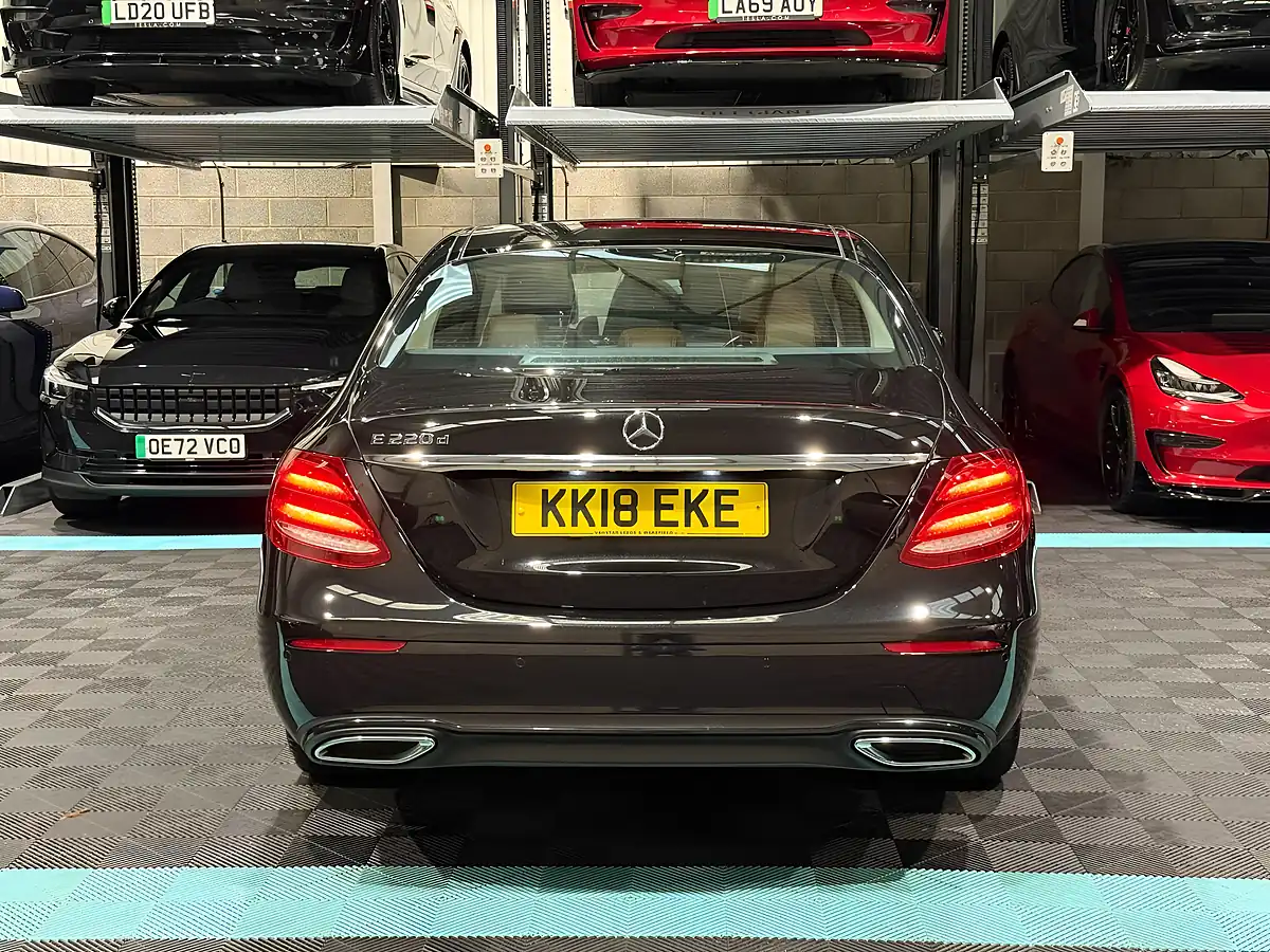 Used 2018 Mercedes-Benz E Class Se (premium) Black - Interior and Exterior details 8
