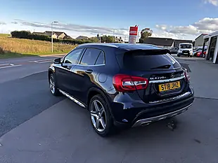 Used 2018 Mercedes-Benz Gla AMG Line Blue - Interior and Exterior details 3