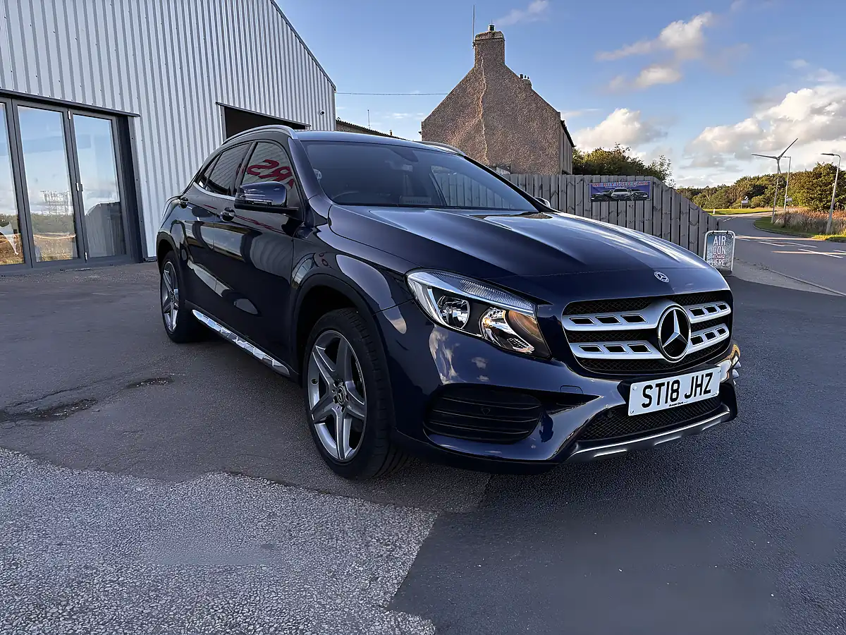 Used 2018 Mercedes-Benz Gla AMG Line Blue - Interior and Exterior details 5