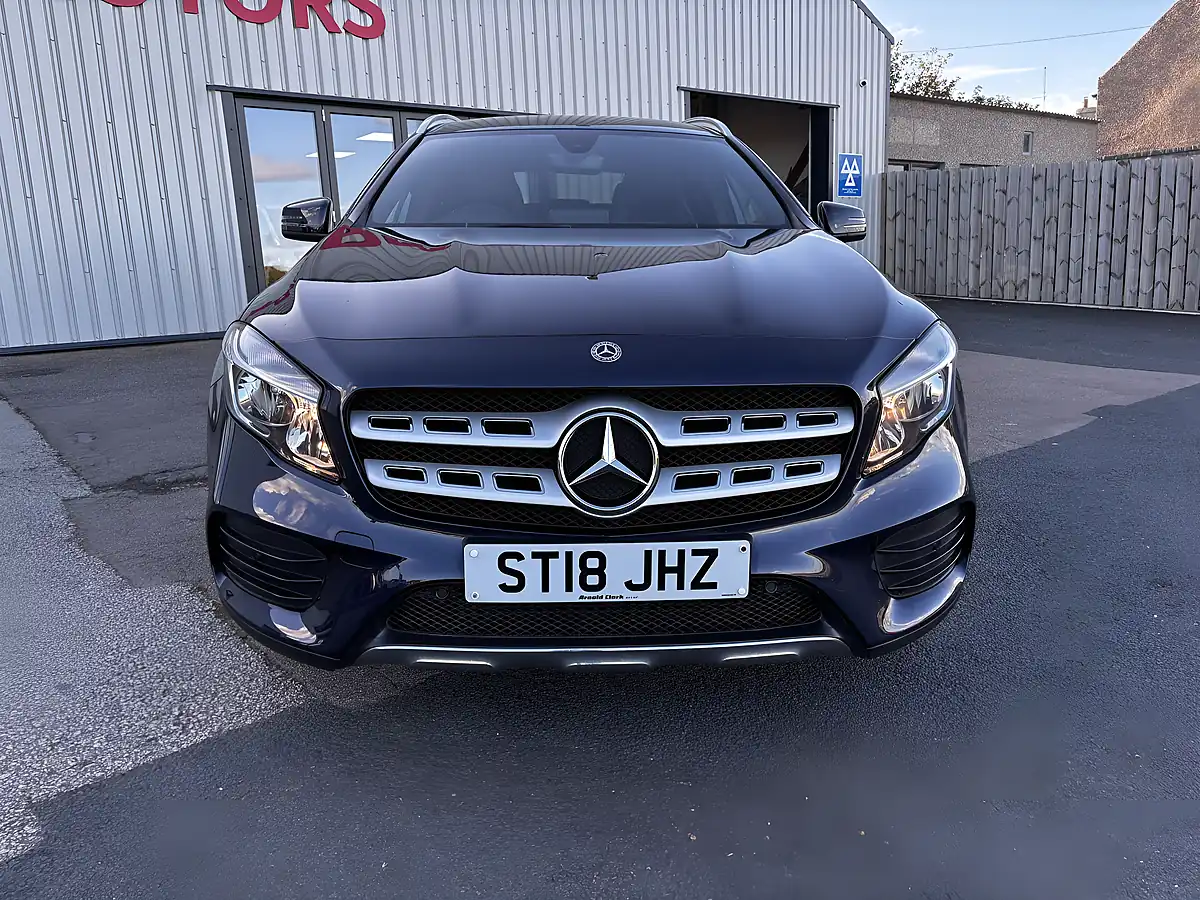 Used 2018 Mercedes-Benz Gla AMG Line Blue - Interior and Exterior details 7