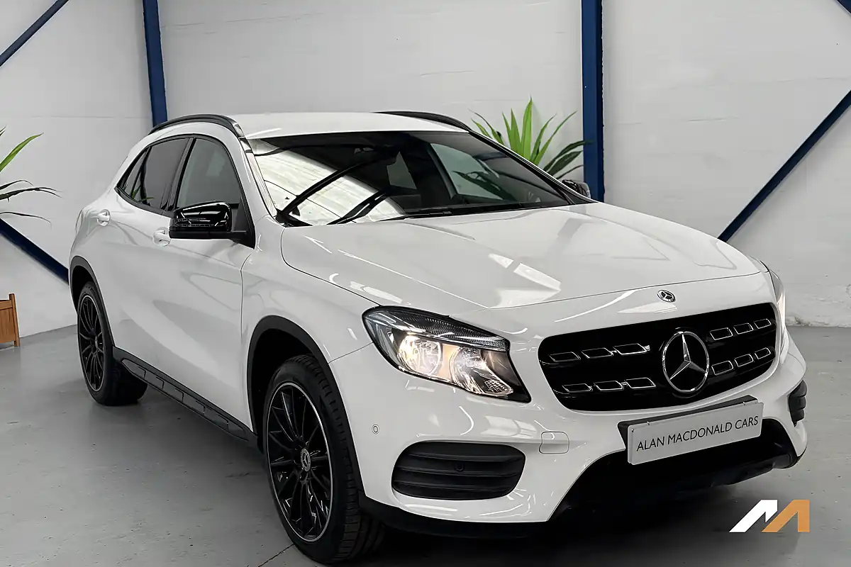 Used 2018 Mercedes-Benz Gla AMG Line (executive) White - Interior and Exterior details 5