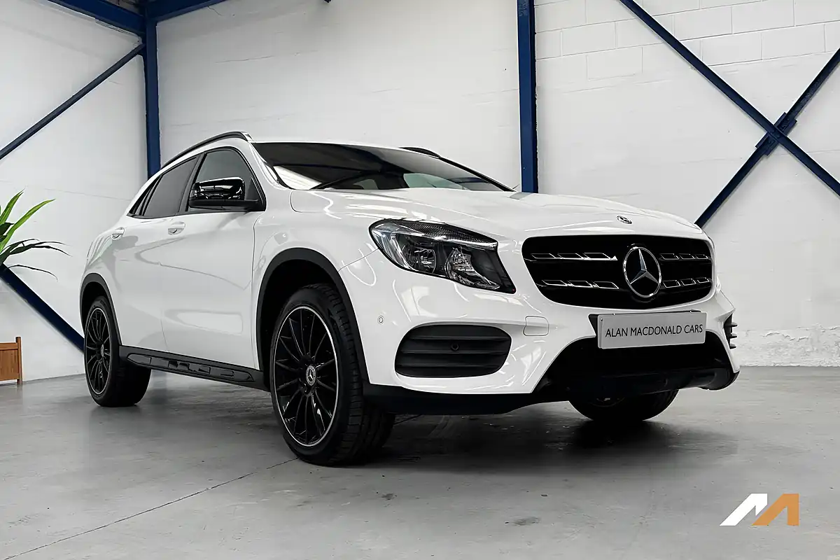 Used 2018 Mercedes-Benz Gla AMG Line (executive) White - Interior and Exterior details 6