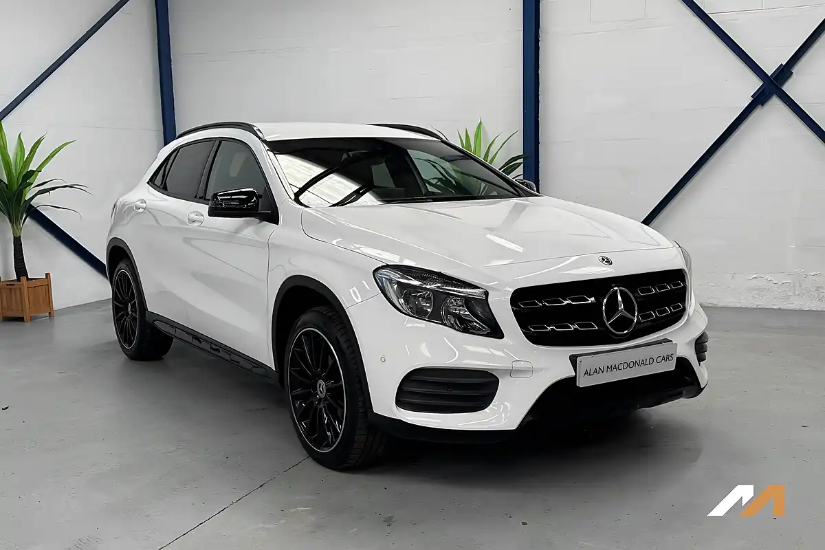 Used 2018 Mercedes-Benz Gla AMG Line (executive) White - Interior and Exterior details 7