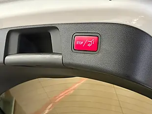 Used 2018 Mercedes-Benz Gla AMG Line (executive) White - Interior and Exterior details 17