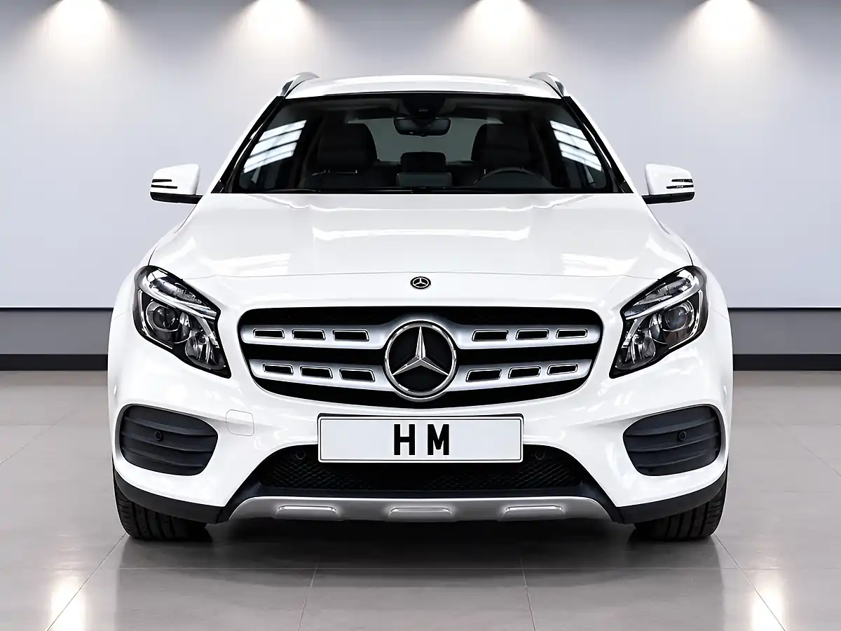 Used 2018 Mercedes-Benz Gla AMG Line (executive) White - Interior and Exterior details 2