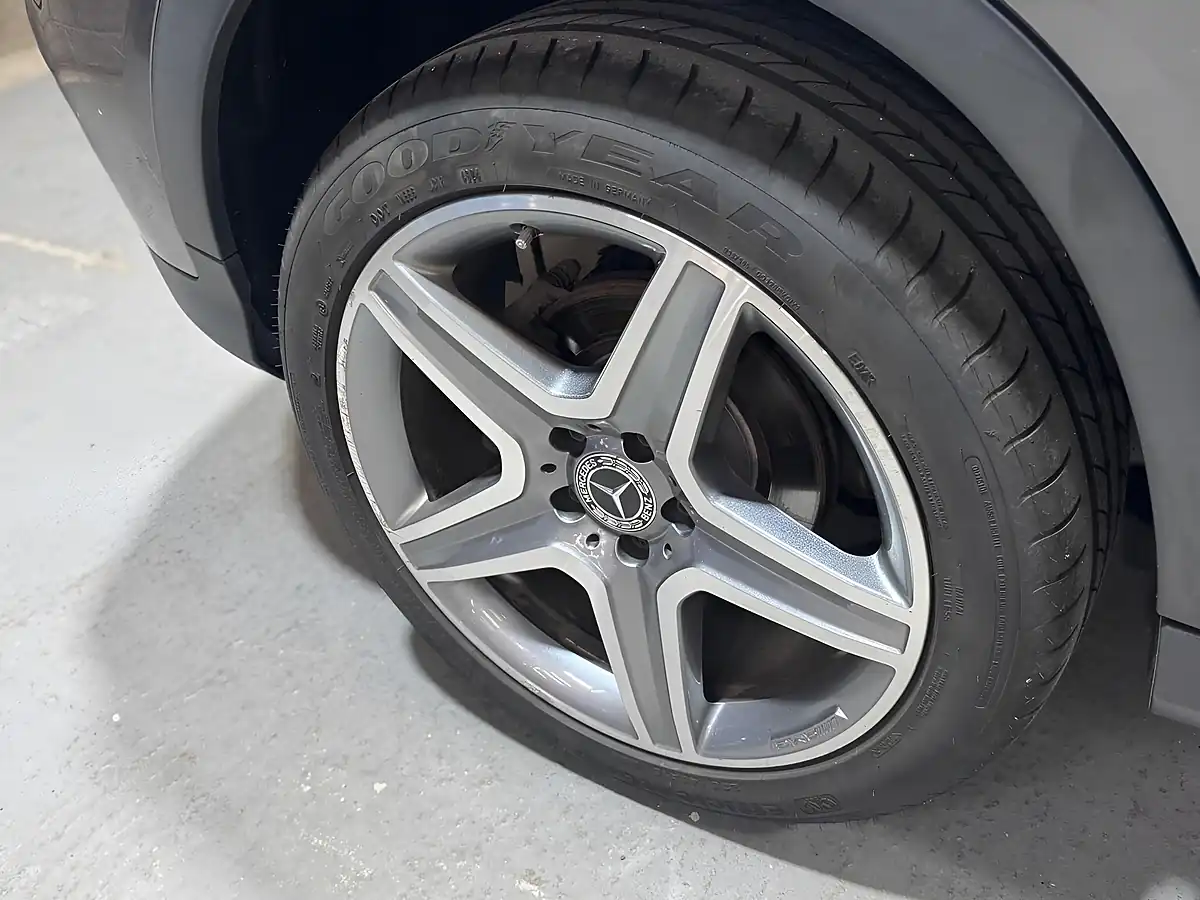 Used 2018 Mercedes-Benz Gla AMG Line Grey - Interior and Exterior details 20