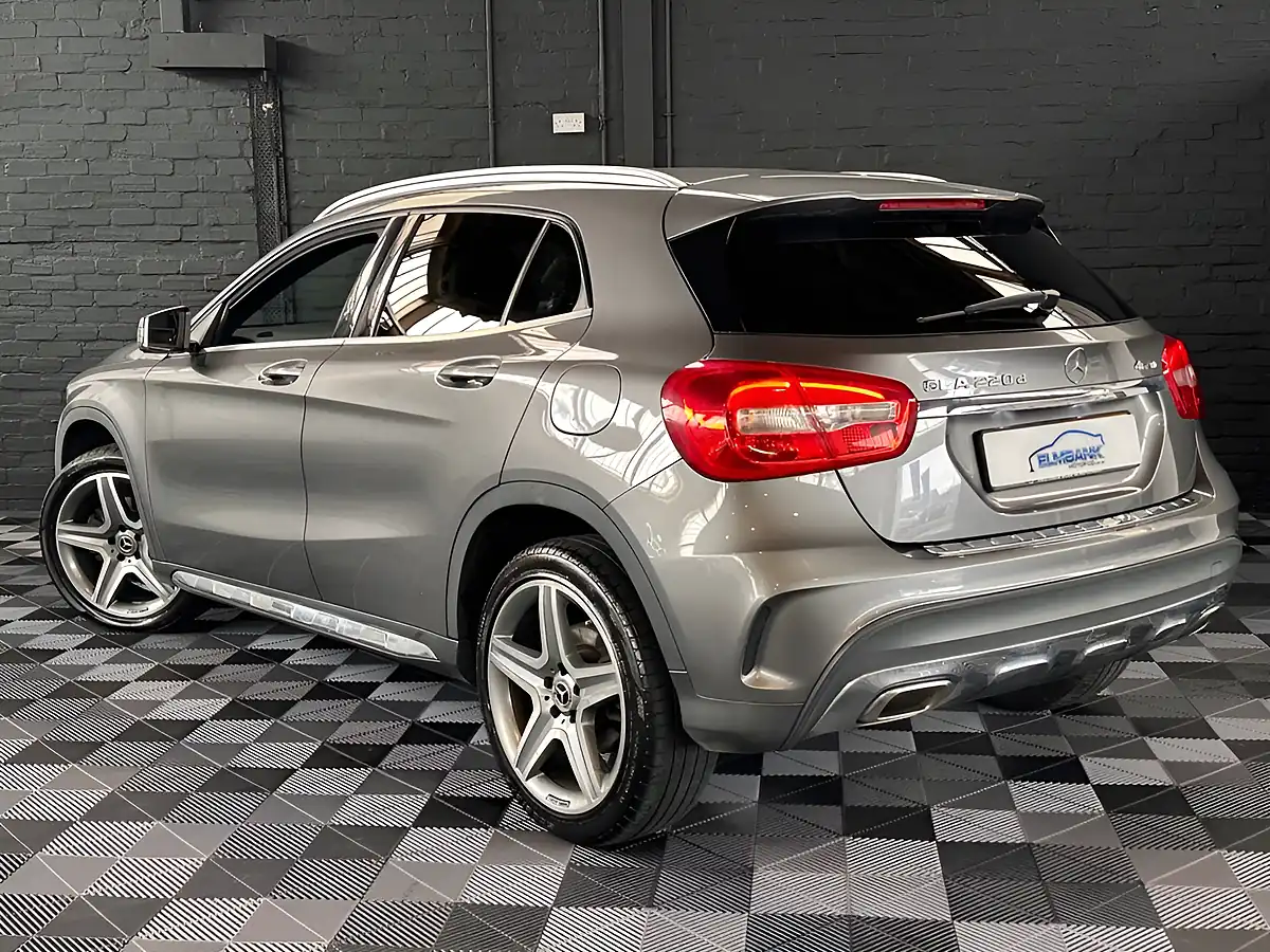 Used 2018 Mercedes-Benz Gla AMG Line Metallic Grey - Interior and Exterior details 13