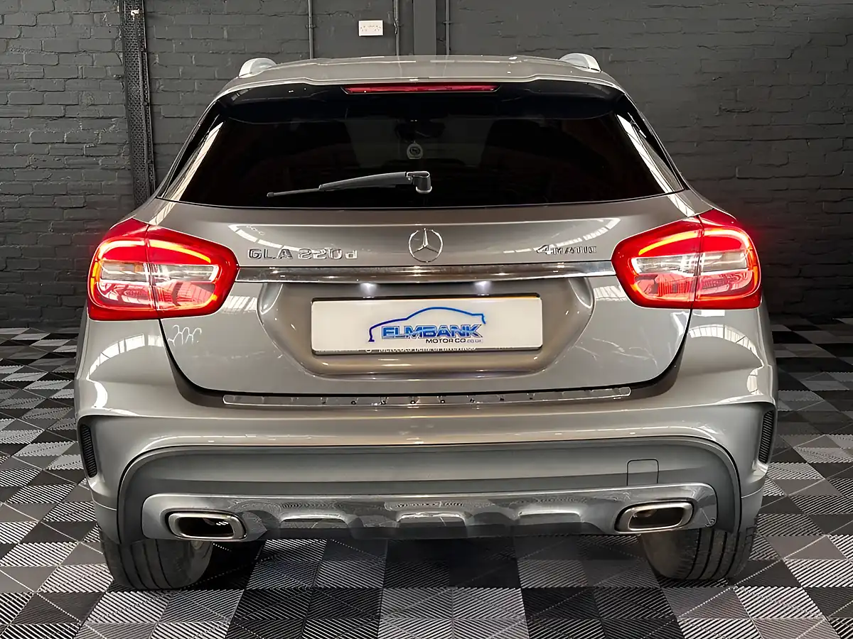 Used 2018 Mercedes-Benz Gla AMG Line Metallic Grey - Interior and Exterior details 14