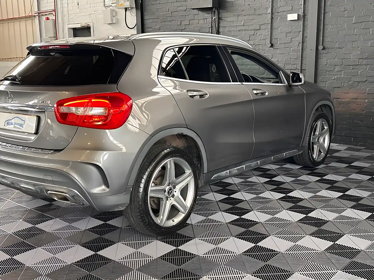 Used 2018 Mercedes-Benz Gla AMG Line Metallic Grey - Interior and Exterior details 15