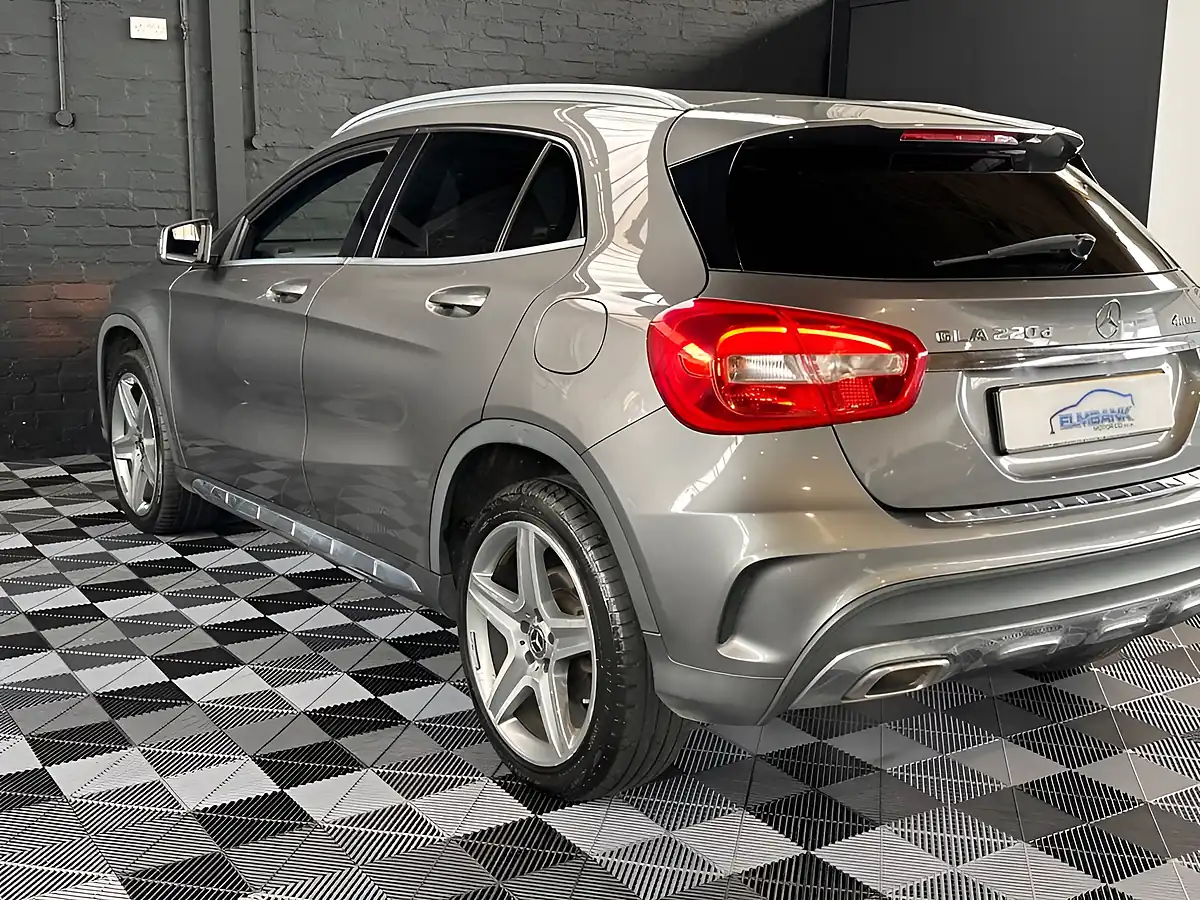 Used 2018 Mercedes-Benz Gla AMG Line Metallic Grey - Interior and Exterior details 16