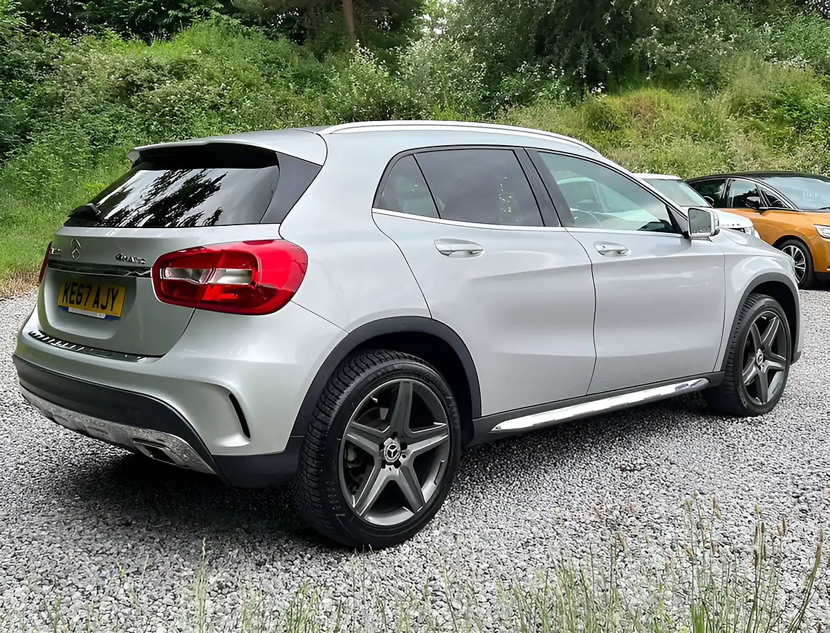 Used 2018 Mercedes-Benz Gla AMG Line Polar Silver - Interior and Exterior details 3