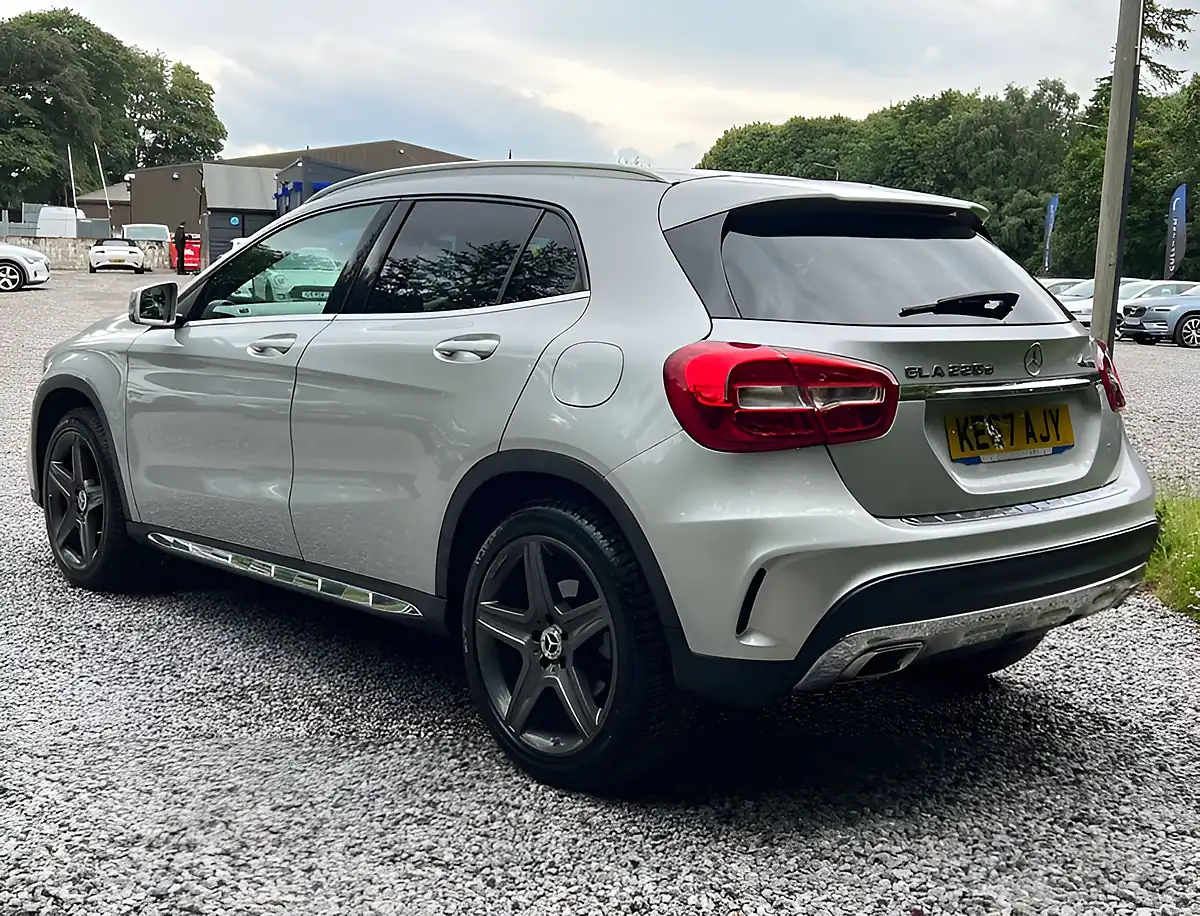 Used 2018 Mercedes-Benz Gla AMG Line Polar Silver - Interior and Exterior details 5