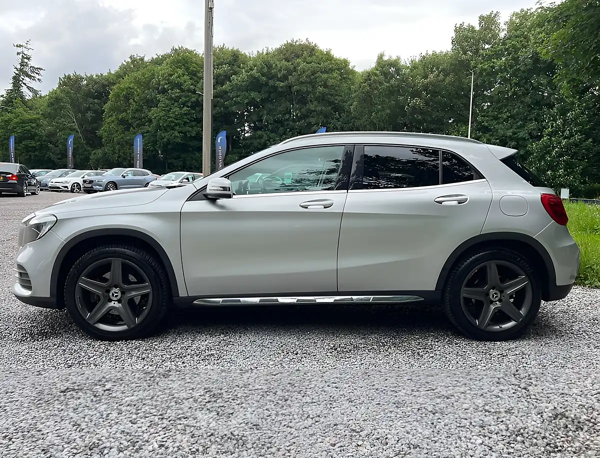 Used 2018 Mercedes-Benz Gla AMG Line Polar Silver - Interior and Exterior details 6