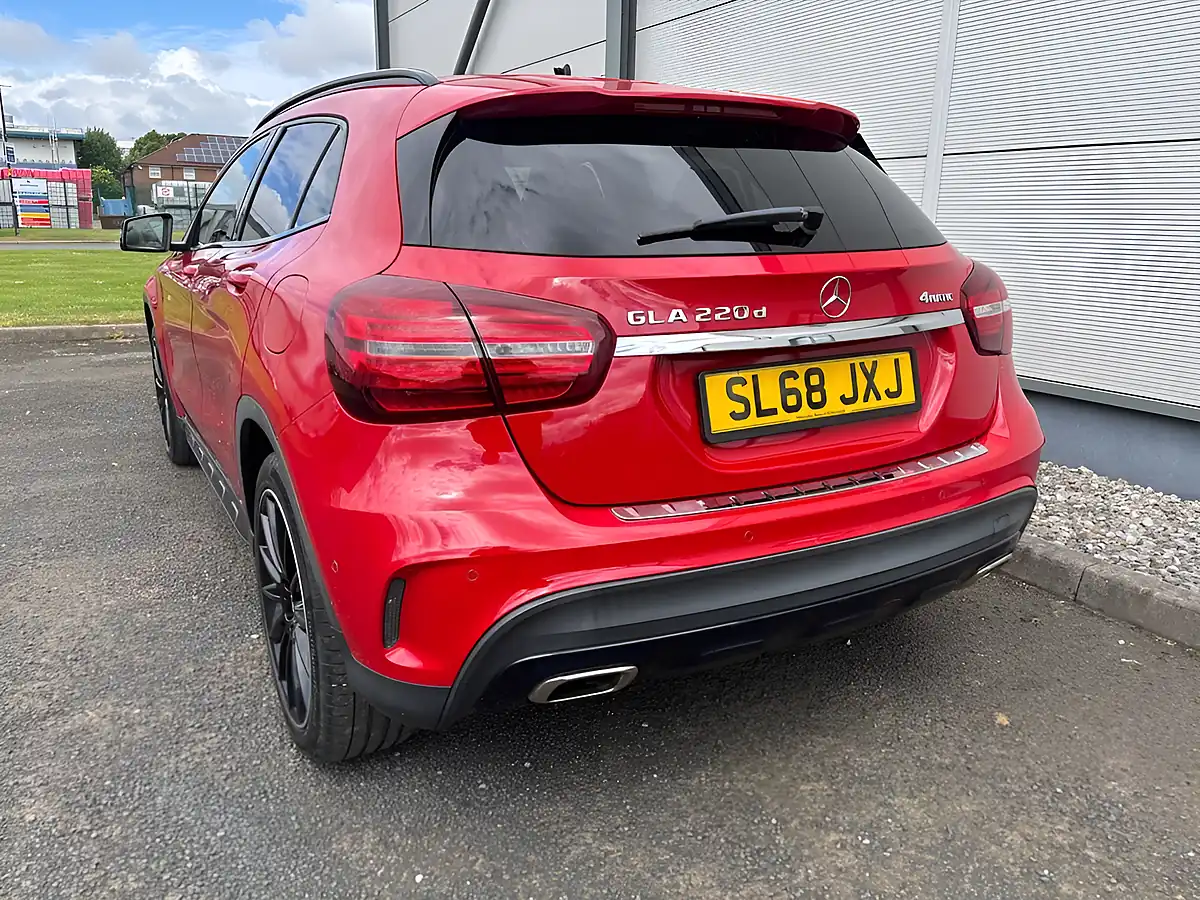 Used 2018 Mercedes-Benz Gla AMG Line (premium Plus) Red - Interior and Exterior details 11