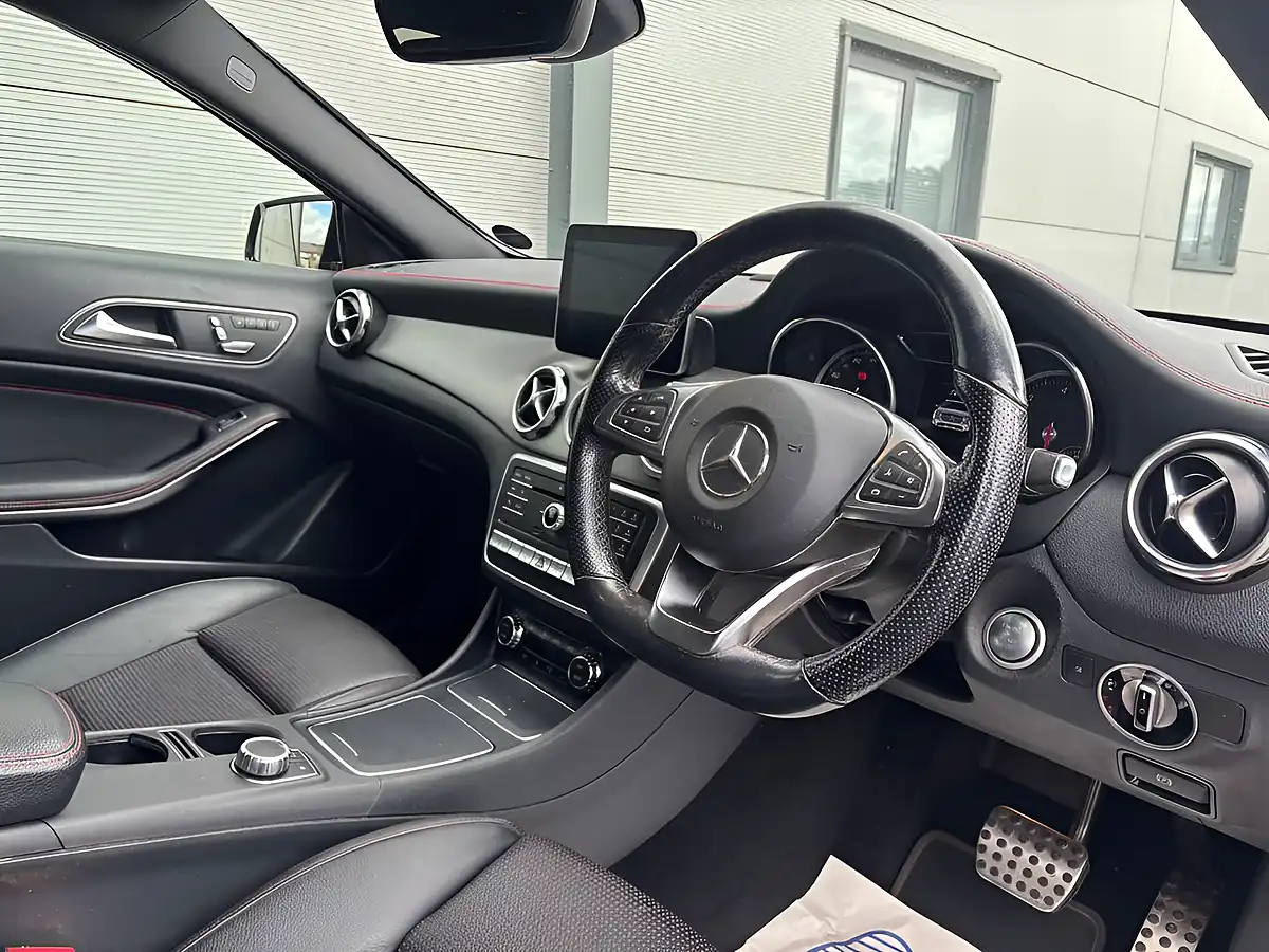 Used 2018 Mercedes-Benz Gla AMG Line (premium Plus) Red - Interior and Exterior details 17