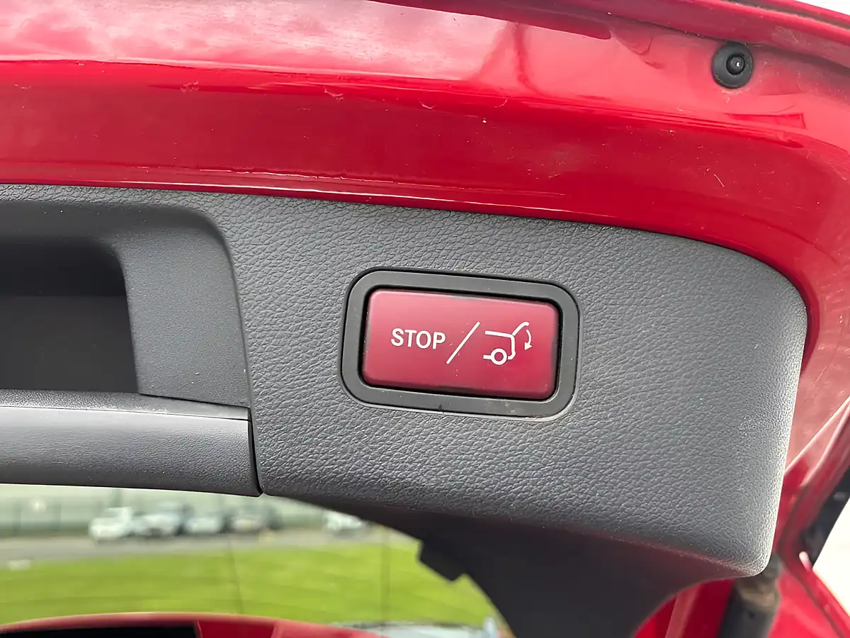 Used 2018 Mercedes-Benz Gla AMG Line (premium Plus) Red - Interior and Exterior details 4