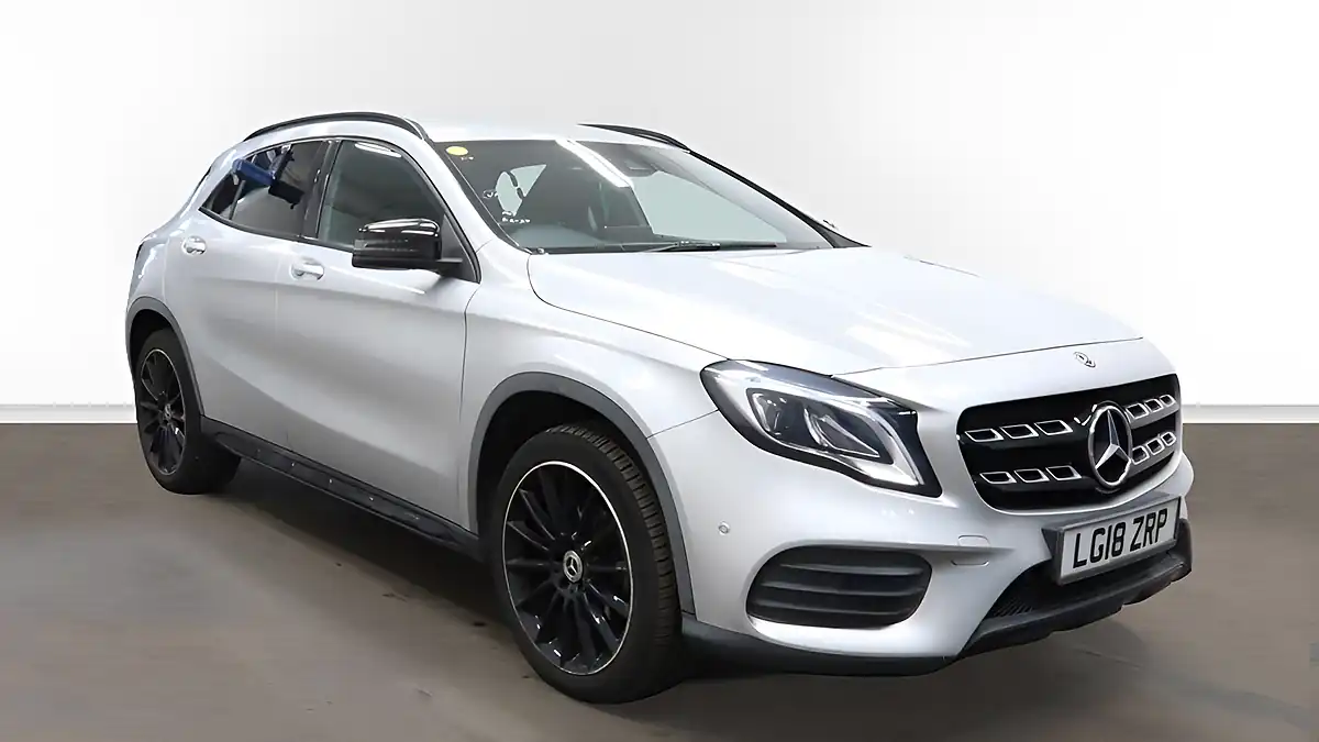 Used 2018 Mercedes-Benz Gla AMG Line Premium Silver - Front View