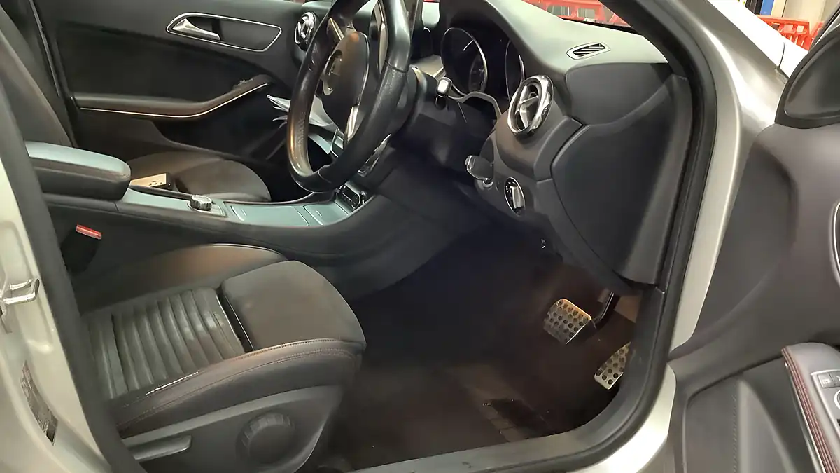 Used 2018 Mercedes-Benz Gla AMG Line Premium Silver - Interior and Exterior details 10