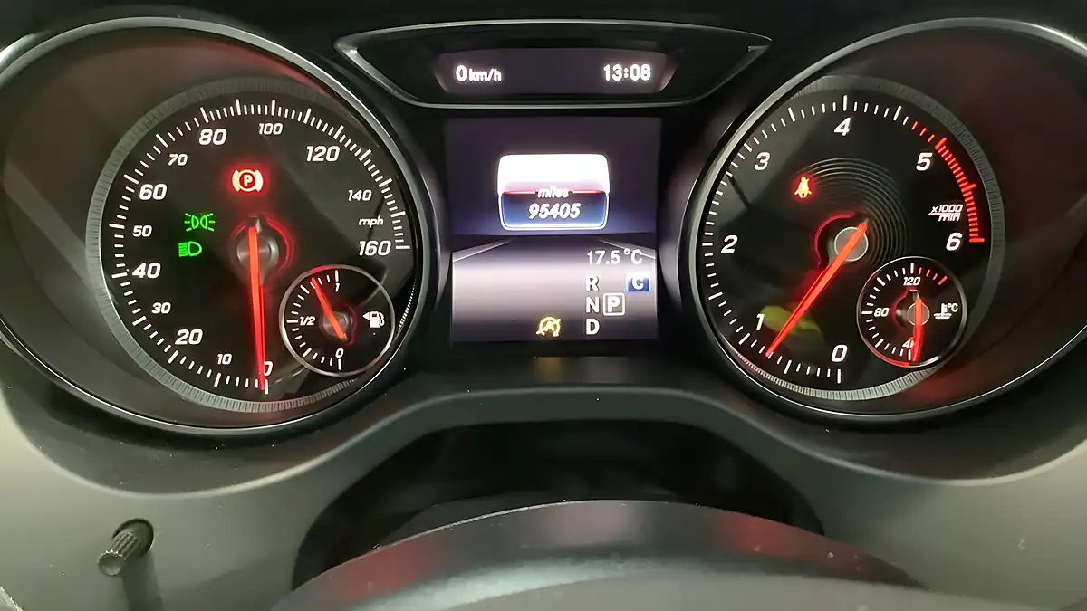 Used 2018 Mercedes-Benz Gla AMG Line Premium Silver - Interior and Exterior details 12