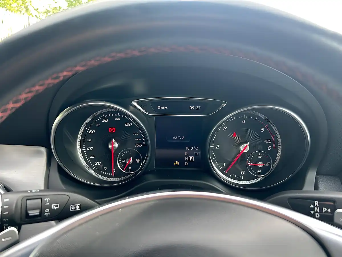 Used 2018 Mercedes-Benz Gla AMG Line Silver - Interior and Exterior details 10