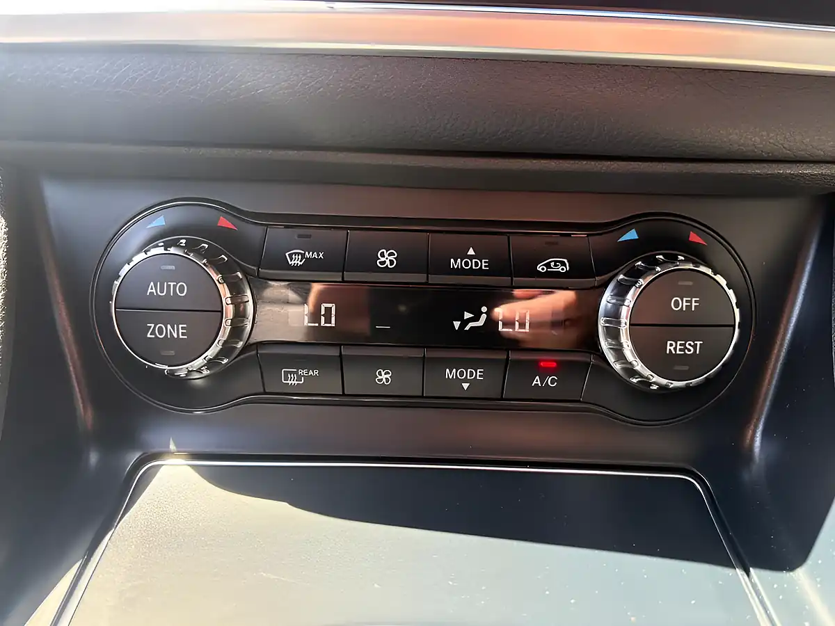 Used 2018 Mercedes-Benz Gla AMG Line Silver - Interior and Exterior details 19