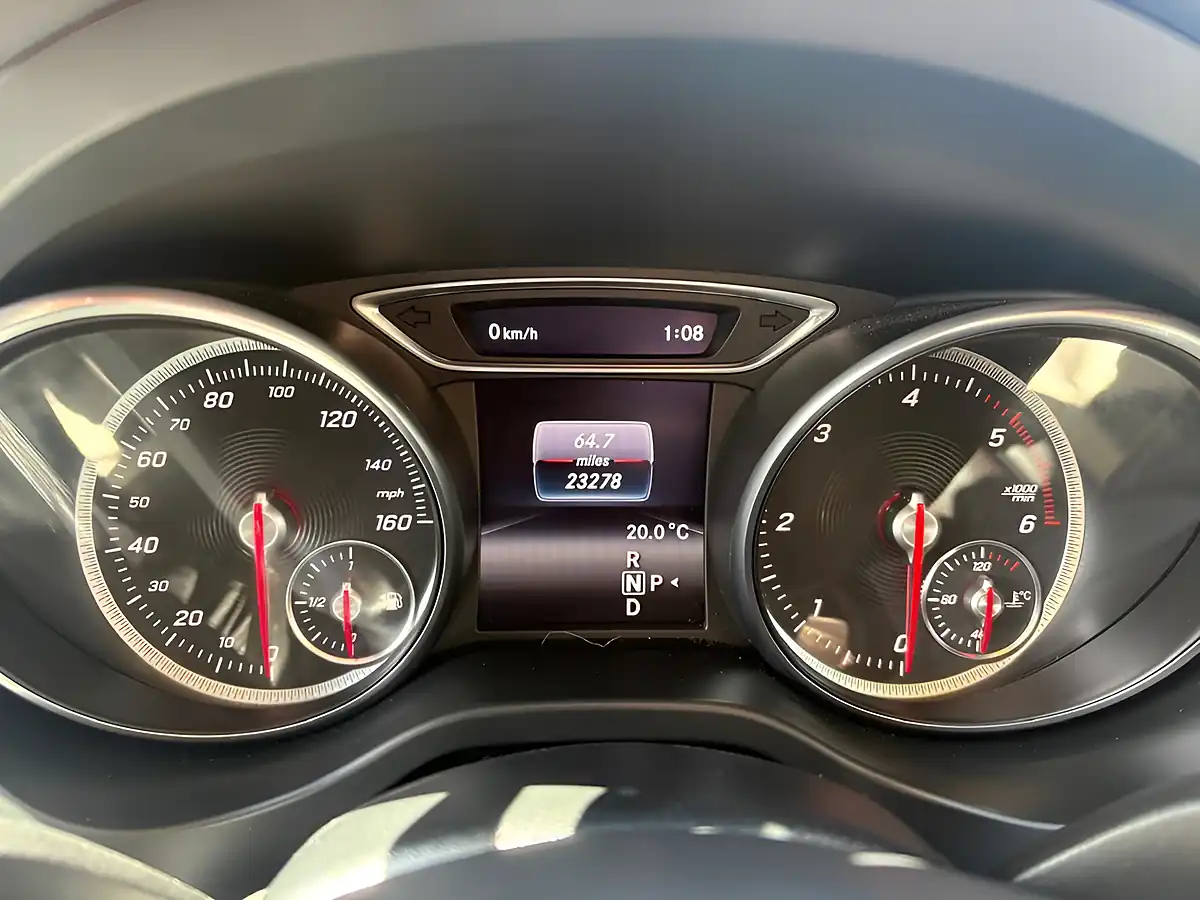 Used 2018 Mercedes-Benz Gla AMG Line Silver - Interior and Exterior details 20