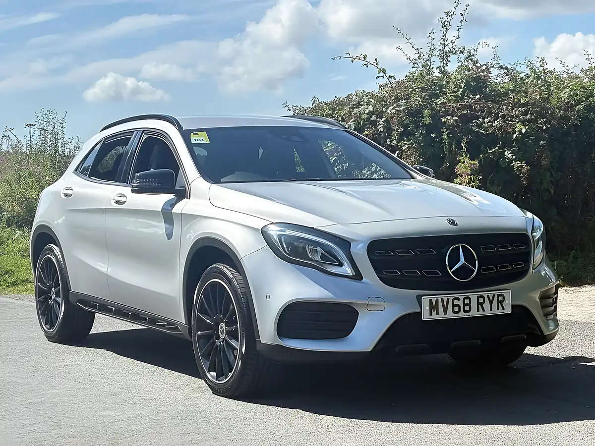 Used 2018 Mercedes-Benz Gla AMG Line Silver - Interior and Exterior details 3