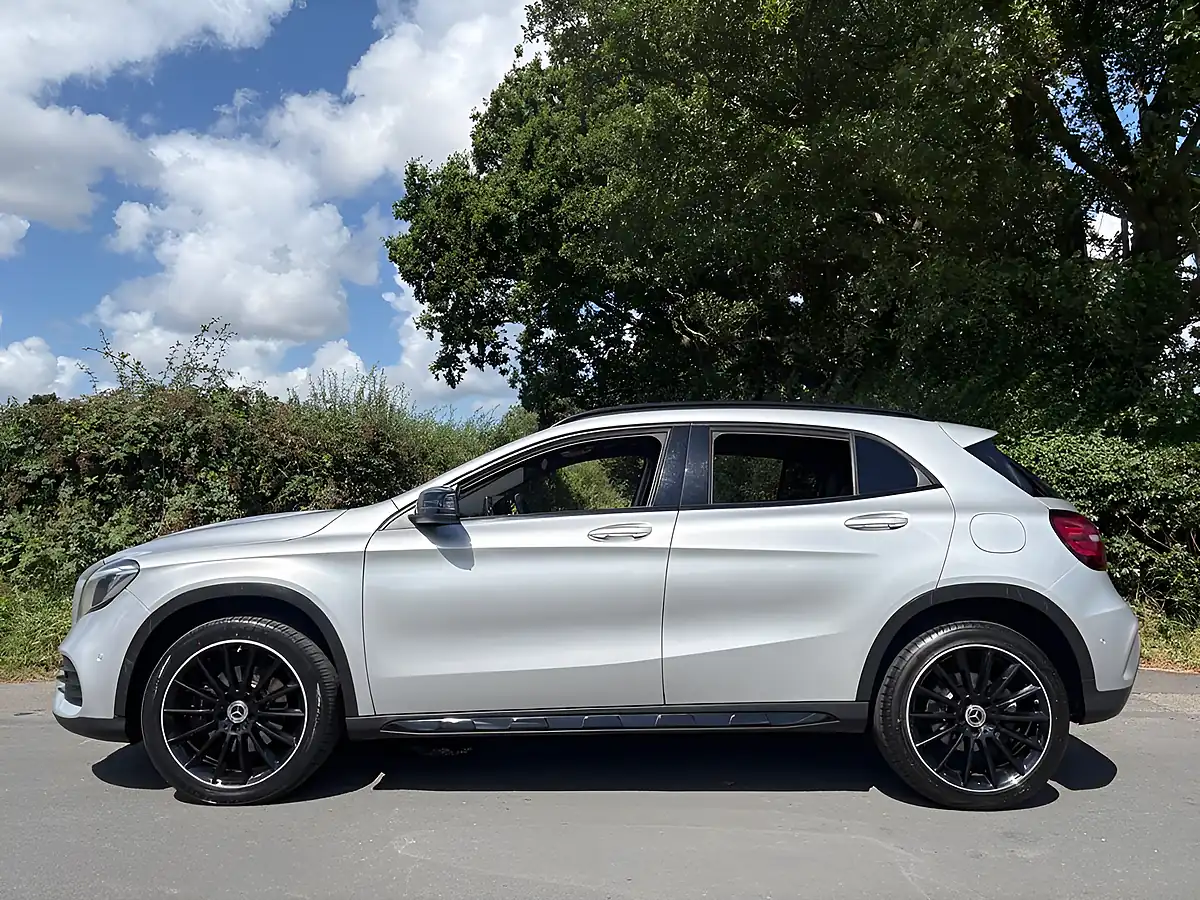 Used 2018 Mercedes-Benz Gla AMG Line Silver - Interior and Exterior details 4
