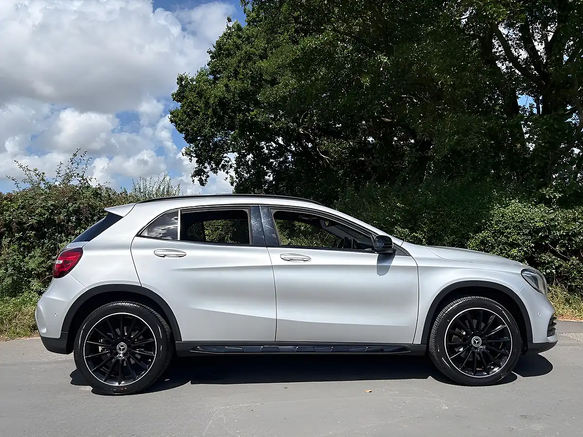 Used 2018 Mercedes-Benz Gla AMG Line Silver - Interior and Exterior details 5