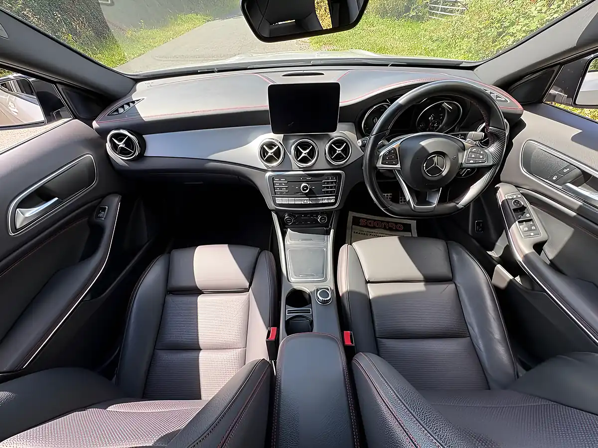 Used 2018 Mercedes-Benz Gla AMG Line Silver - Interior and Exterior details 9