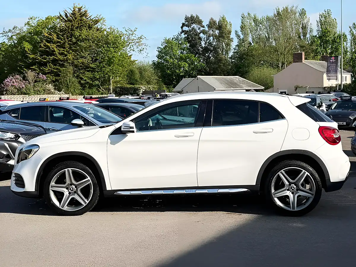 Used 2018 Mercedes-Benz Gla AMG Line White - Interior and Exterior details 13