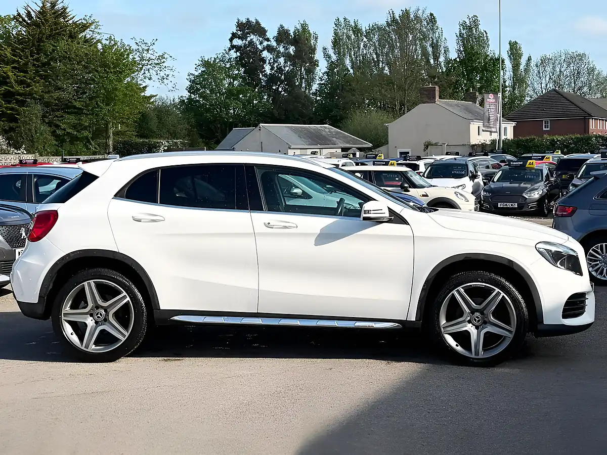 Used 2018 Mercedes-Benz Gla AMG Line White - Interior and Exterior details 14