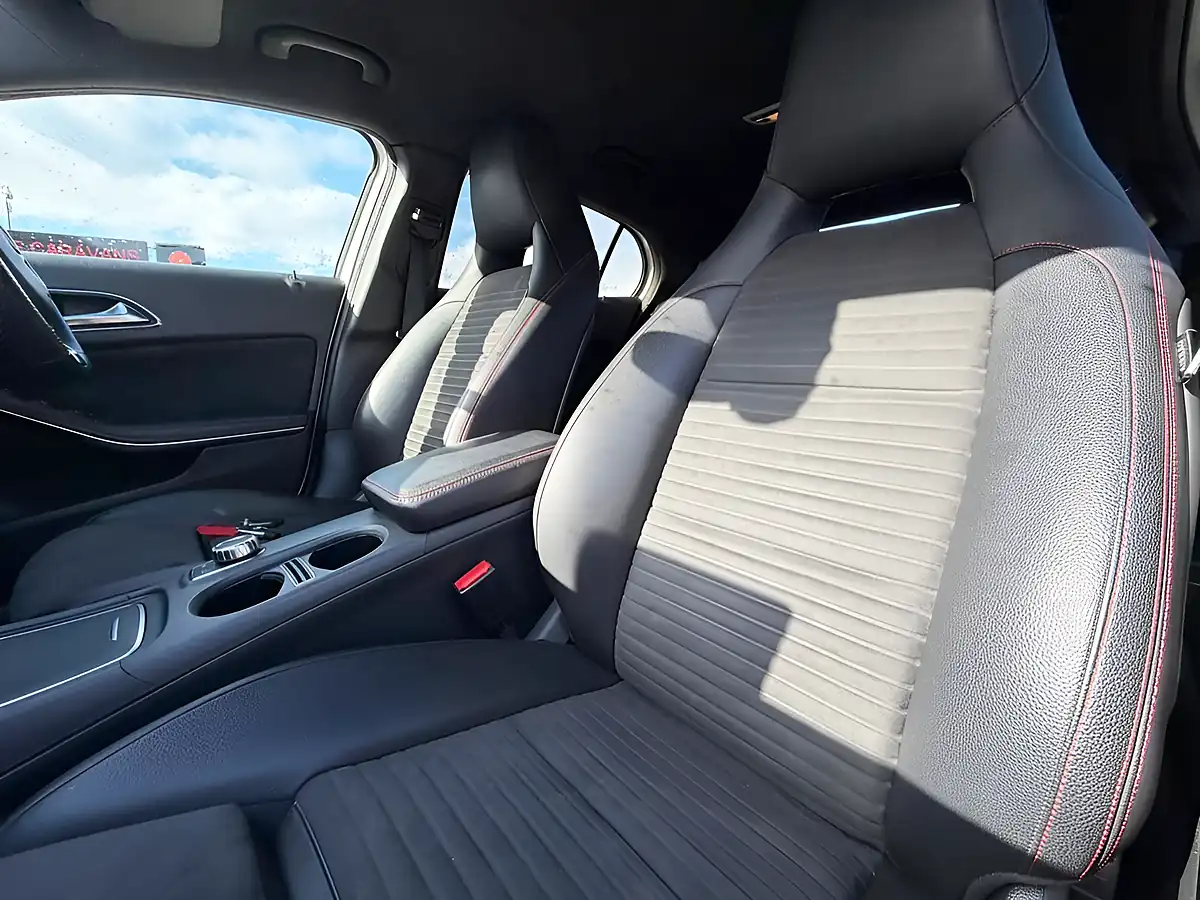 Used 2018 Mercedes-Benz Gla AMG Line White - Interior and Exterior details 15