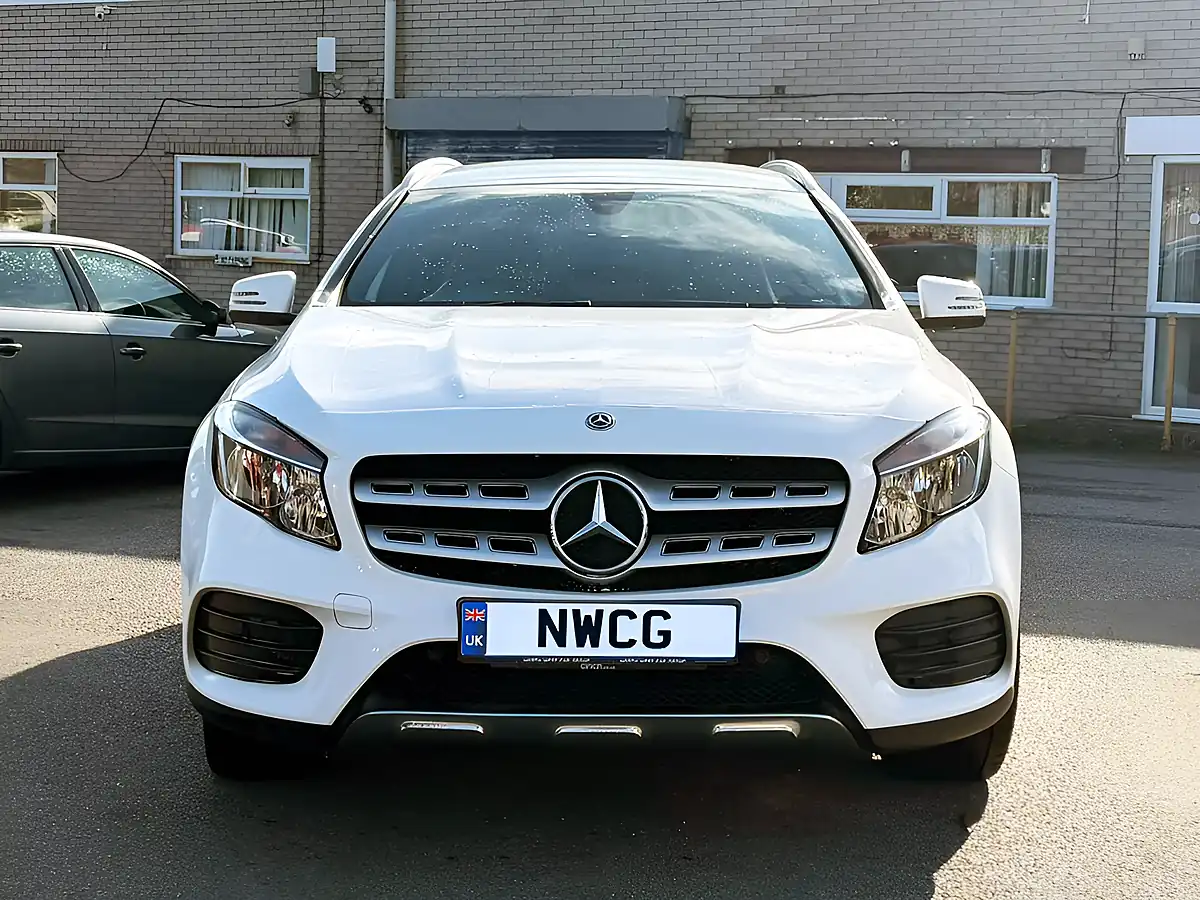 Used 2018 Mercedes-Benz Gla AMG Line White - Interior and Exterior details 3