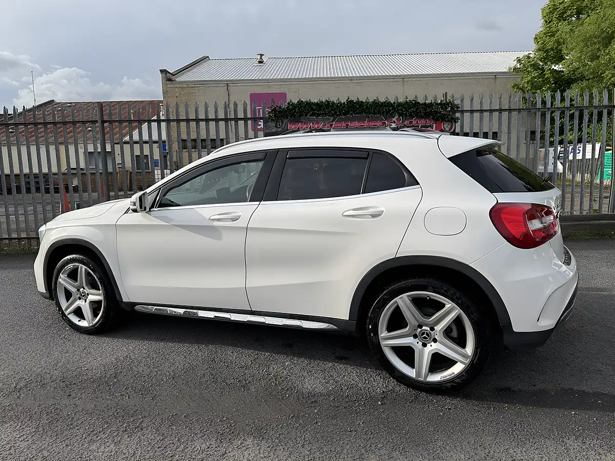 Used 2018 Mercedes-Benz Gla AMG Line White - Interior and Exterior details 10