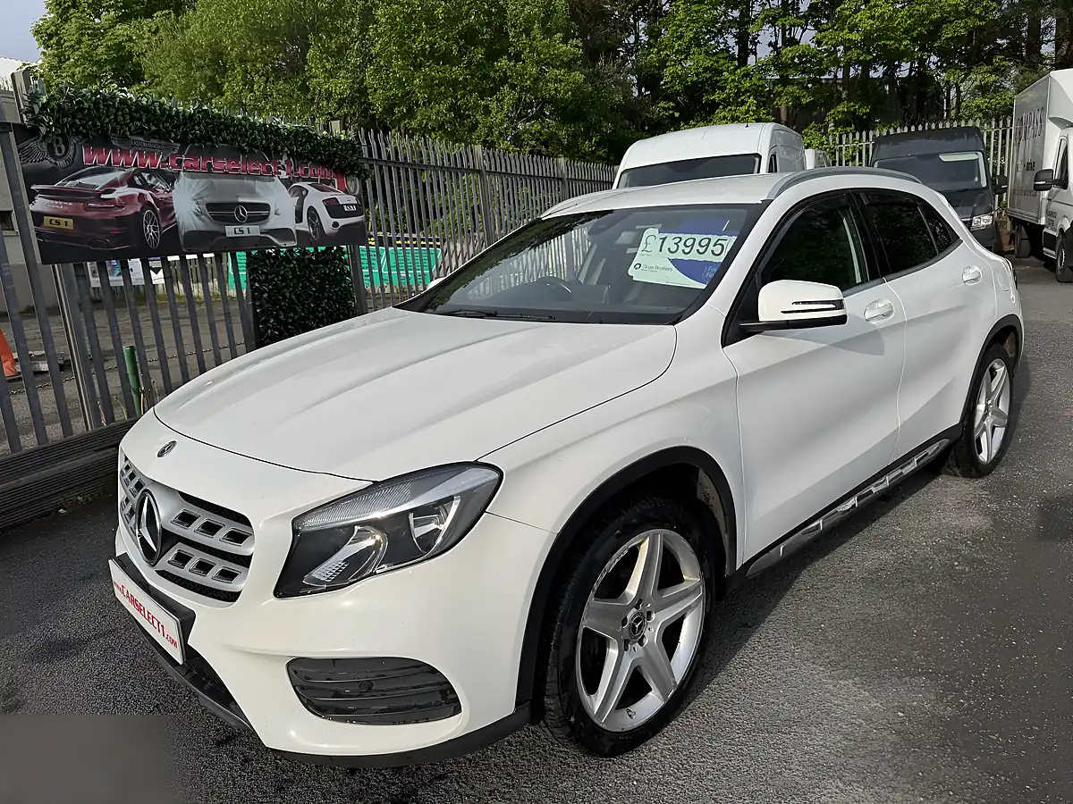 Used 2018 Mercedes-Benz Gla AMG Line White - Interior and Exterior details 16
