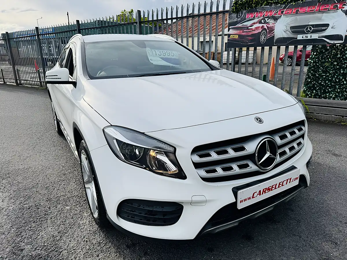 Used 2018 Mercedes-Benz Gla AMG Line White - Interior and Exterior details 3