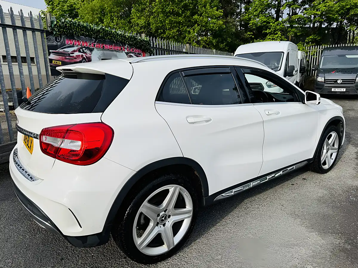 Used 2018 Mercedes-Benz Gla AMG Line White - Interior and Exterior details 4