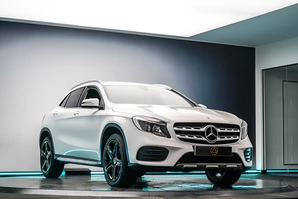 Used 2018 Mercedes-Benz Gla AMG Line White - Interior and Exterior details 14