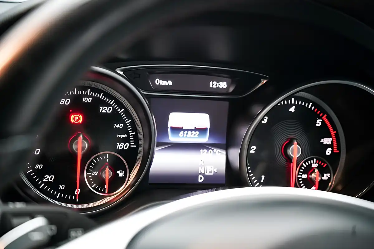 Used 2018 Mercedes-Benz Gla AMG Line White - Interior and Exterior details 17