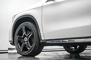 Used 2018 Mercedes-Benz Gla AMG Line White - Interior and Exterior details 6