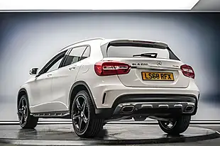 Used 2018 Mercedes-Benz Gla AMG Line White - Interior and Exterior details 7