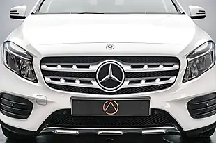 Used 2018 Mercedes-Benz Gla AMG Line White - Interior and Exterior details 9