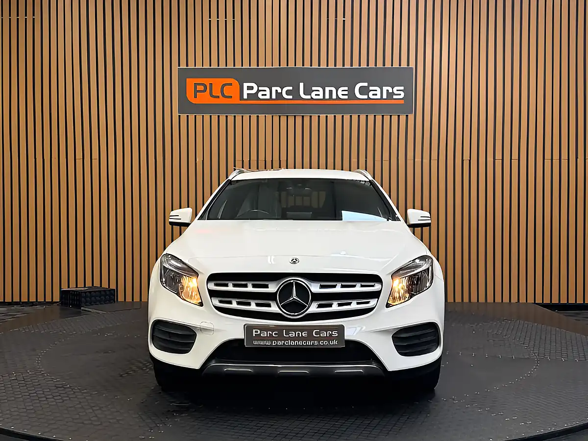 Used 2018 Mercedes-Benz Gla AMG Line White - Interior and Exterior details 2
