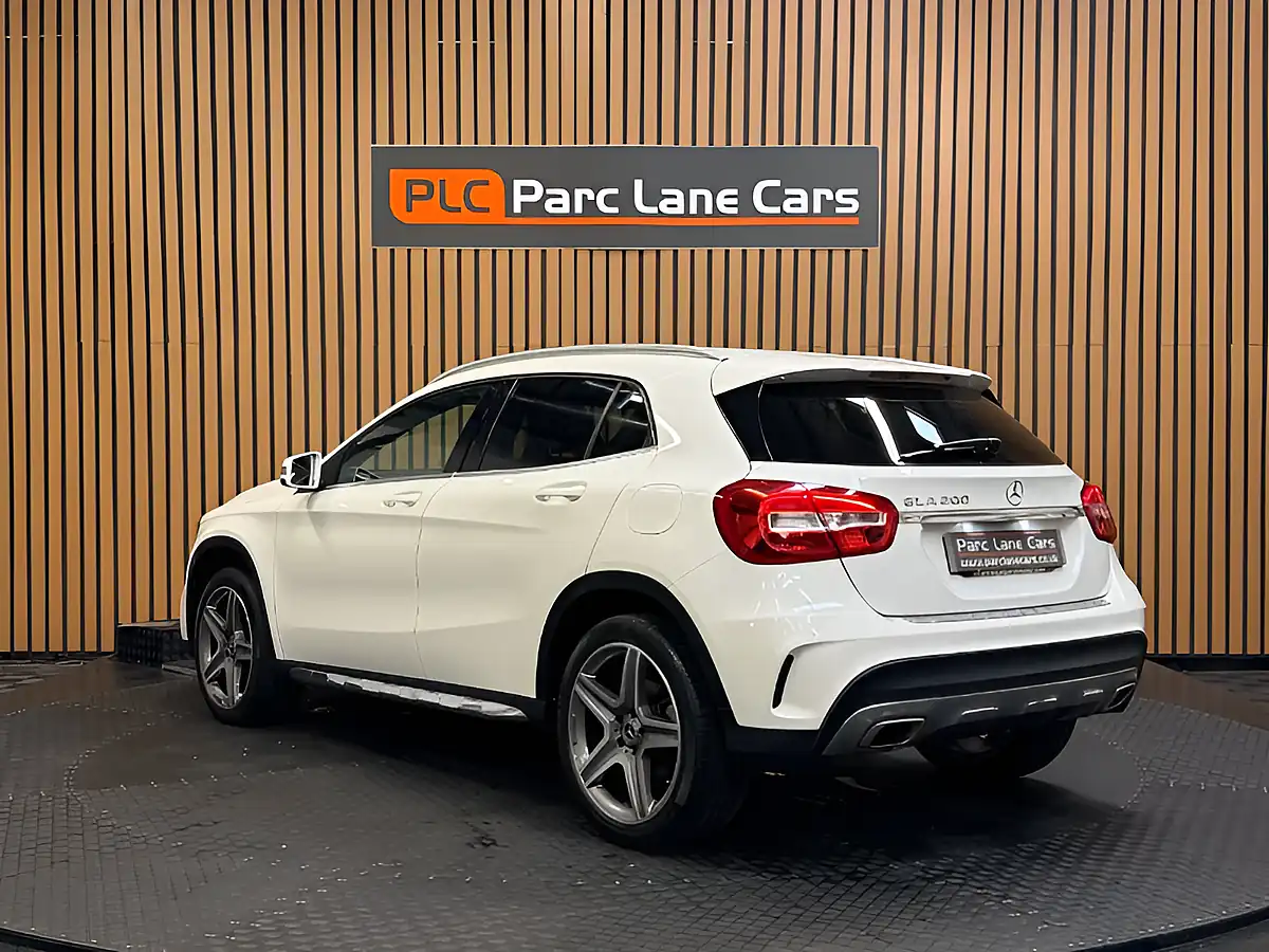 Used 2018 Mercedes-Benz Gla AMG Line White - Interior and Exterior details 5