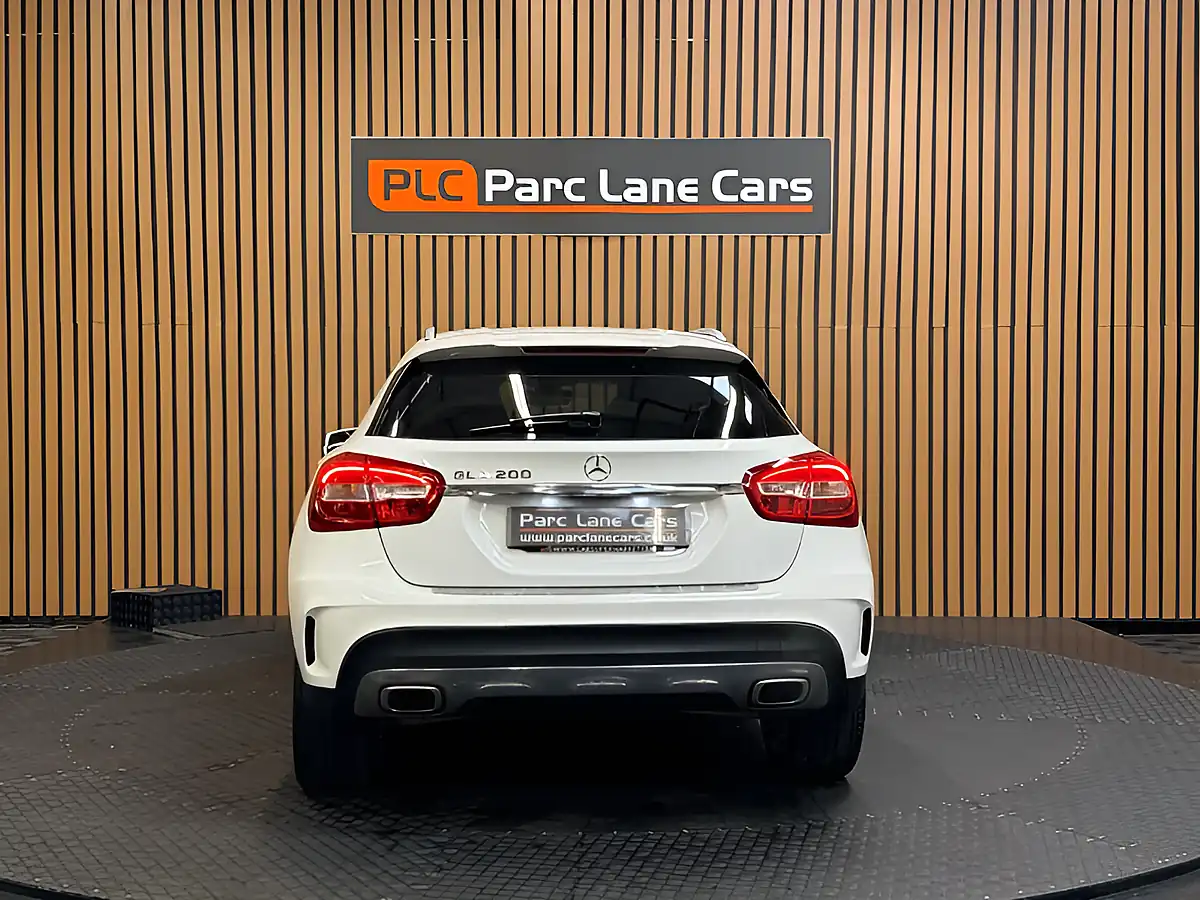 Used 2018 Mercedes-Benz Gla AMG Line White - Interior and Exterior details 6